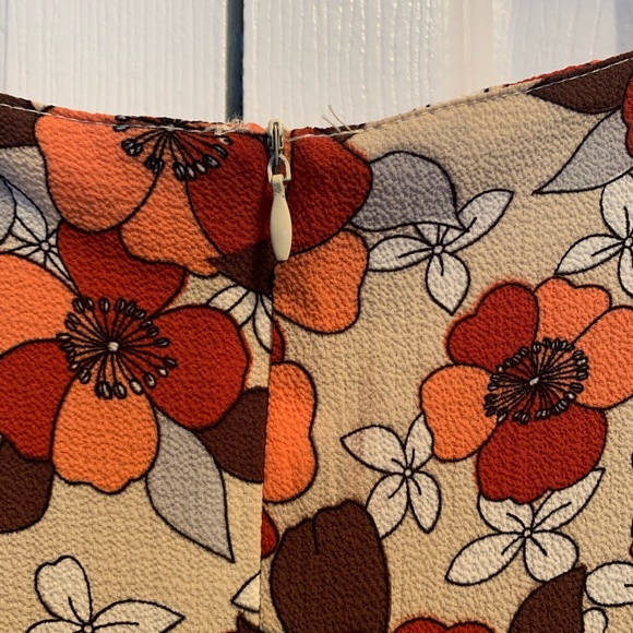 Floral Dress - Picture 4 of 5